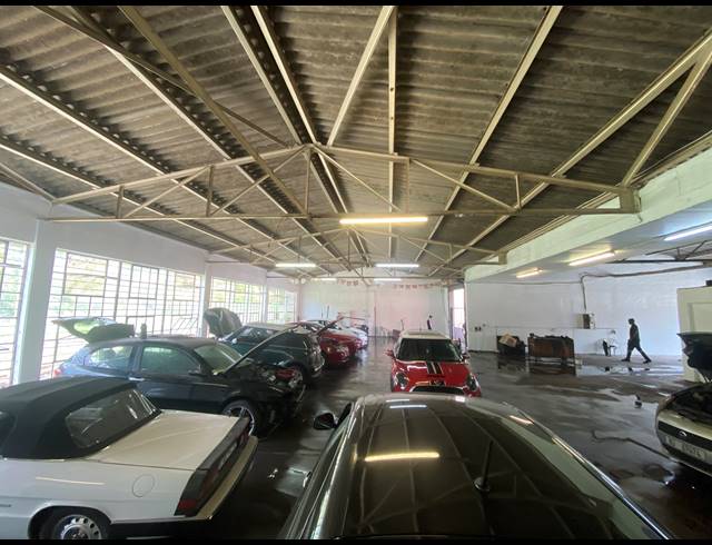 550M² WAREHOUSE TO LET IN BRIARDENE